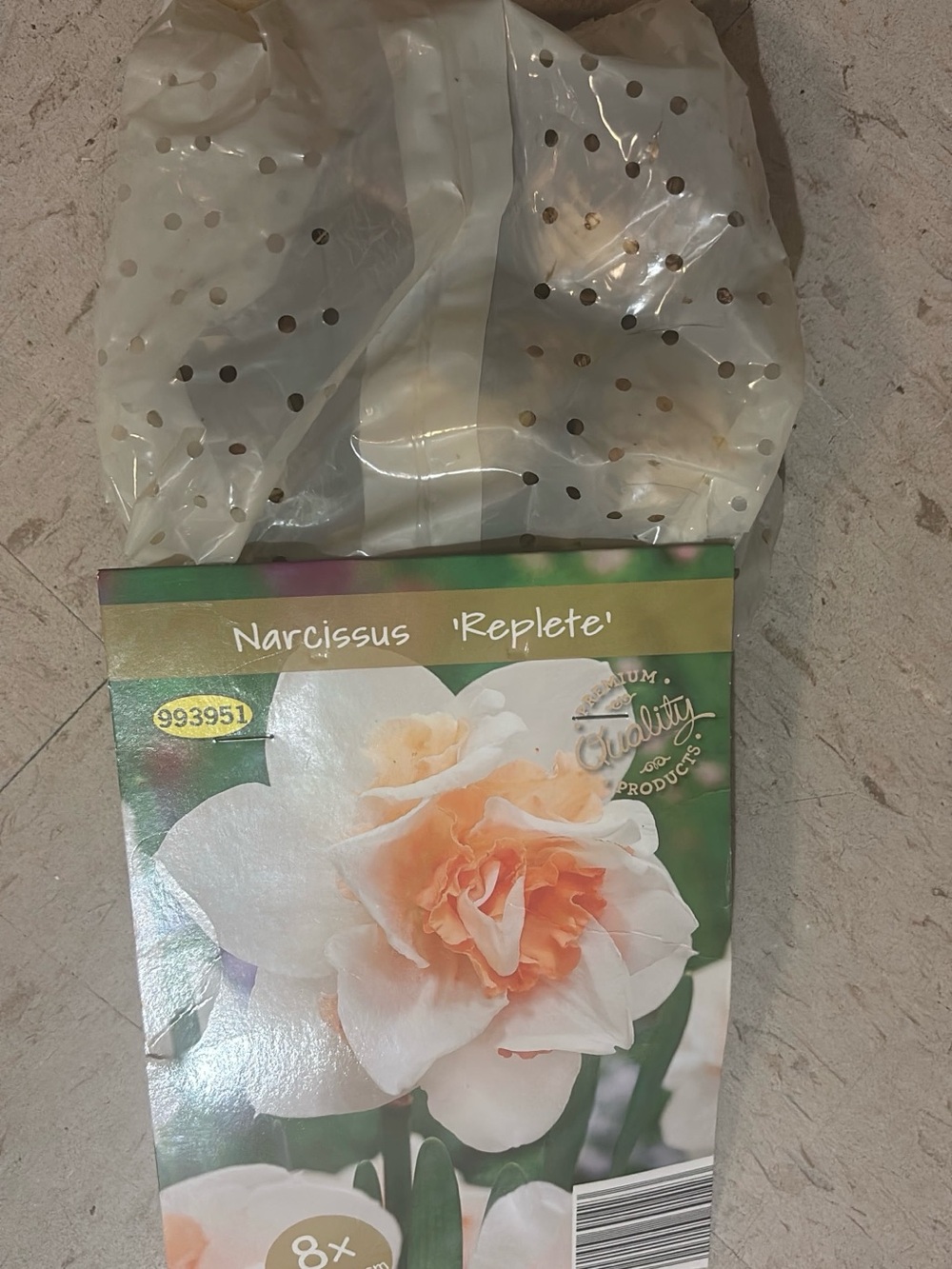 Narcissus bulb packaging